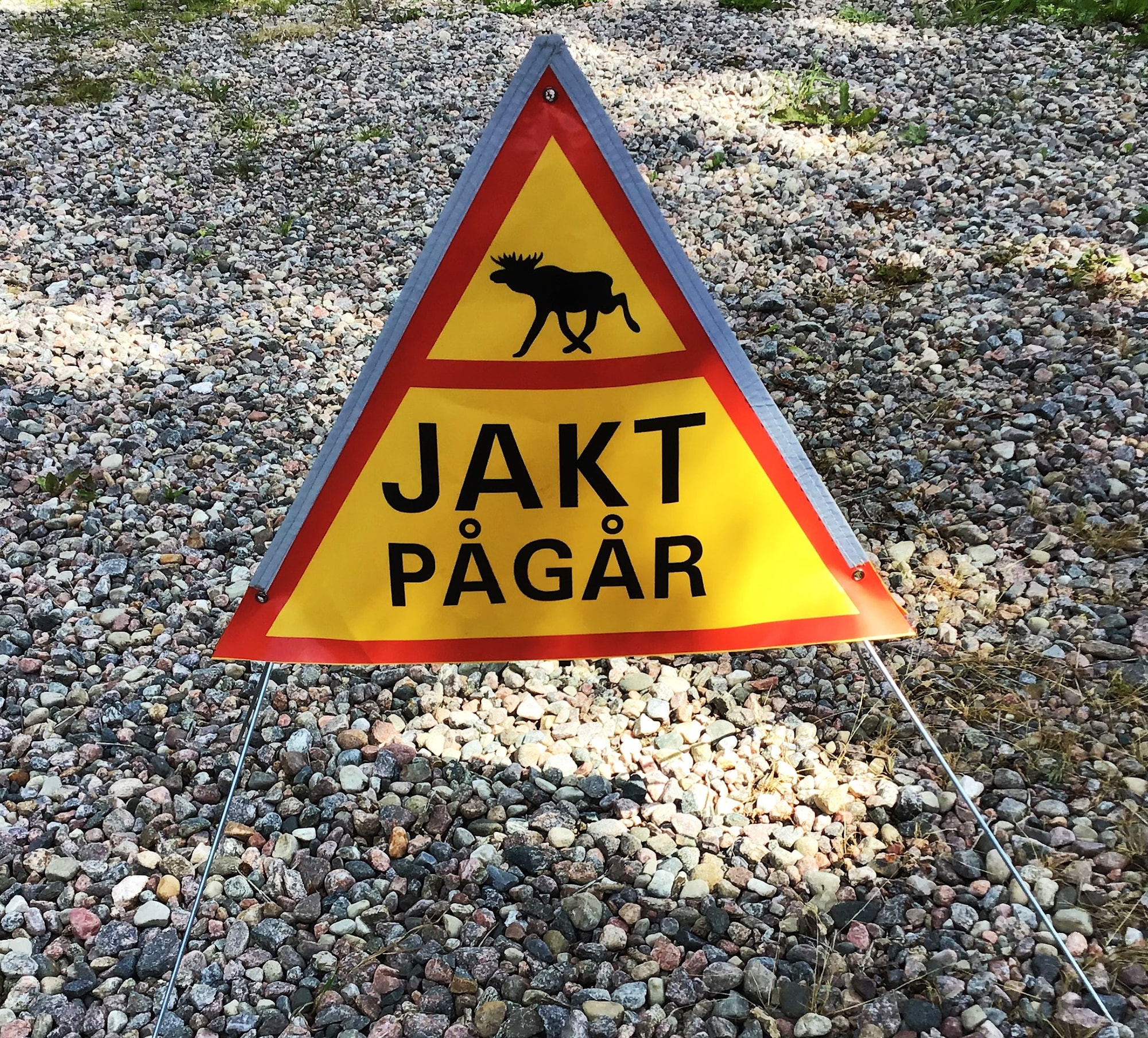5etta Varningsskylt JAKT PÅGÅR