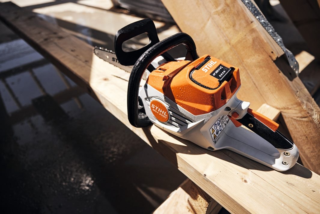 Stihl MSA 200 C-B Batterimotorsåg - Stihl Motorsåg - Maskinklippet.se