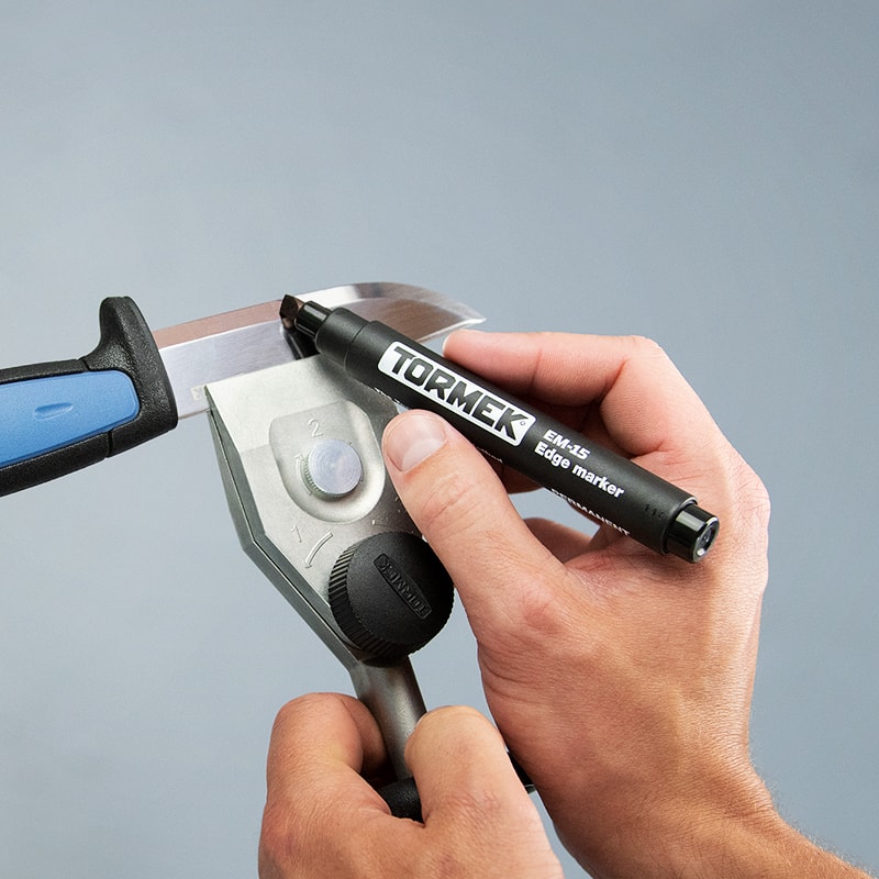 EM-15_in use_800x800.jpg