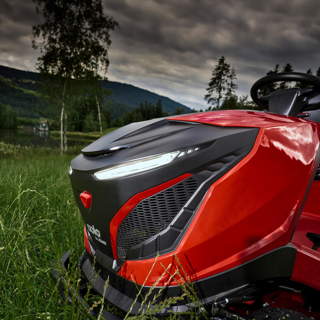 127710-tractor-t22-105-4-hd-v2-sd-webshop-mood-10.