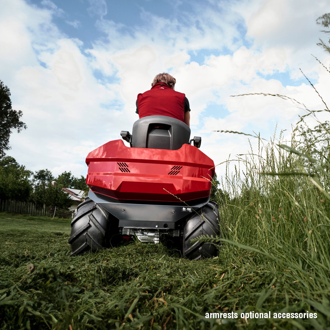 127709-high-grass-traktor-t22-110-4-hdh-a-v2-websh