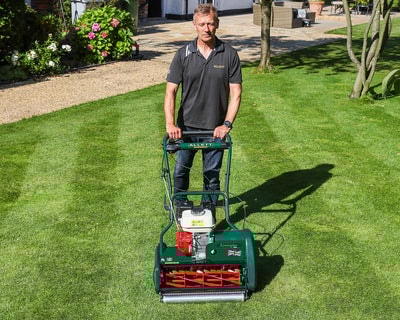 Kensington_20_Action_8137acbc-e526-4c17-acd3-ac6b9