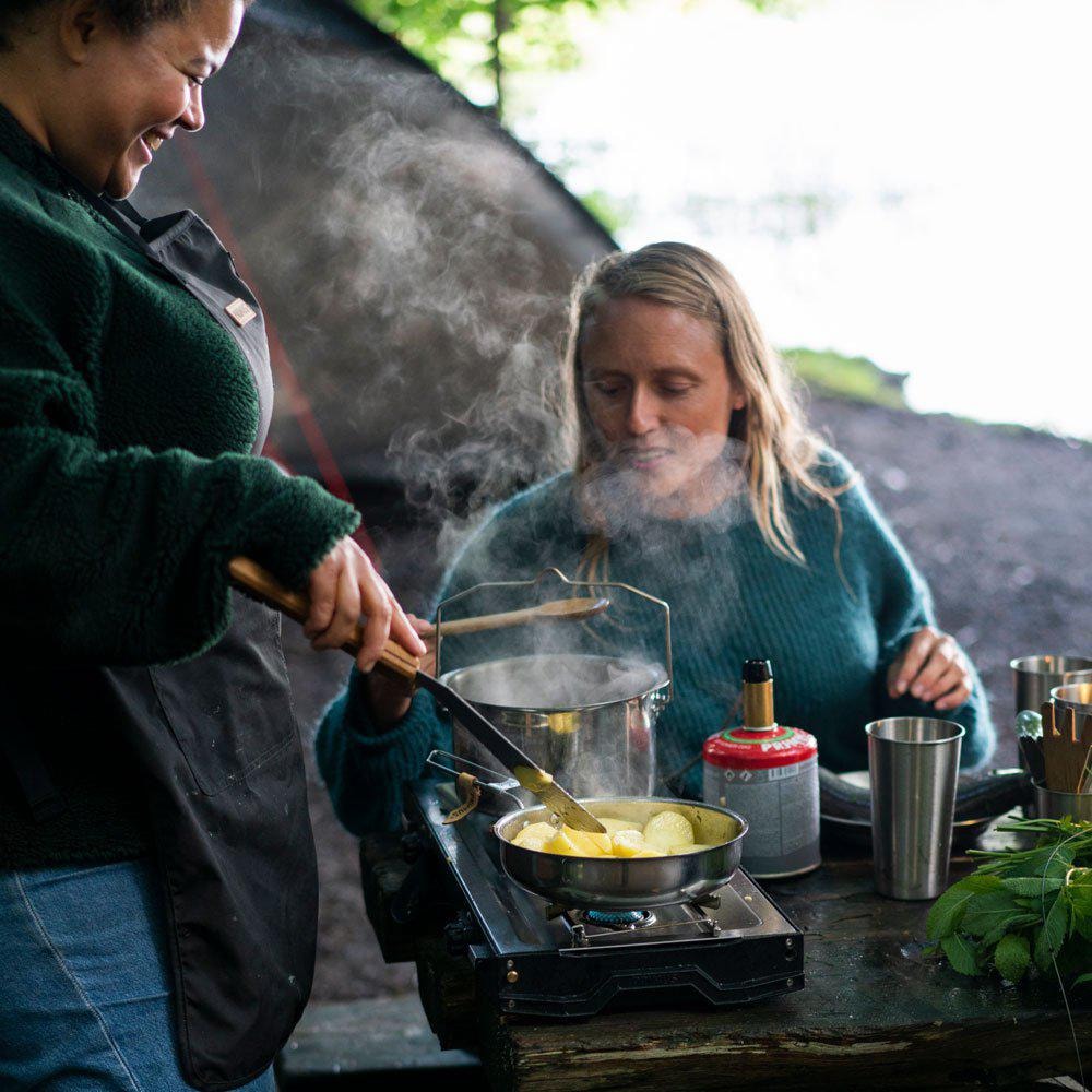 P350160_Alika-Stove_Social-Cooking-Camping_Lisa-Lo