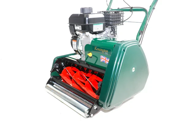 Kensington17B_015_88bb31e6-c95a-43a3-a7c5-10dff770